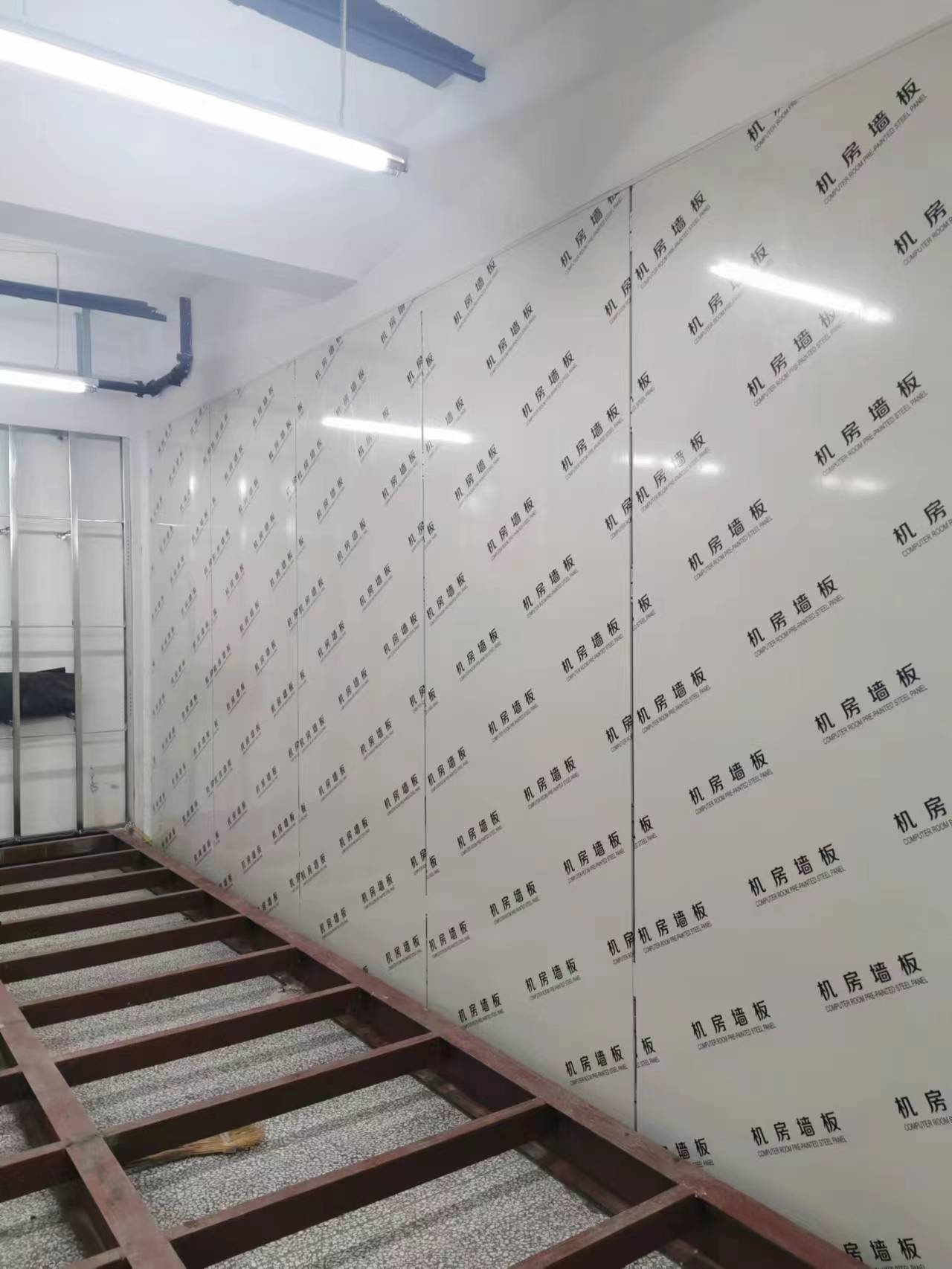 dc0cf09b-a446-4b97-b453-0ad4eda8d73b